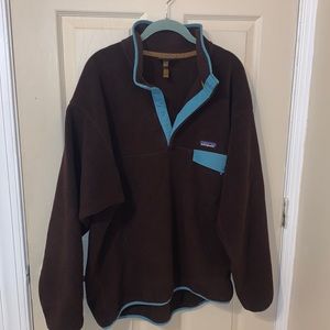 Patagonia synchilla size large brown quarter button up